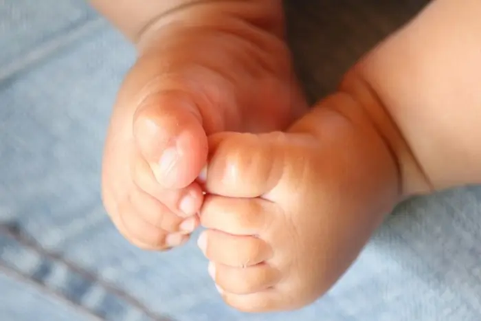 reflexologie pour bébé plantaire